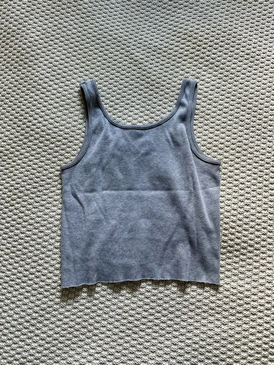 Brandy Melville J. Galt Nantucket Tank Top - Picture 4 of 4